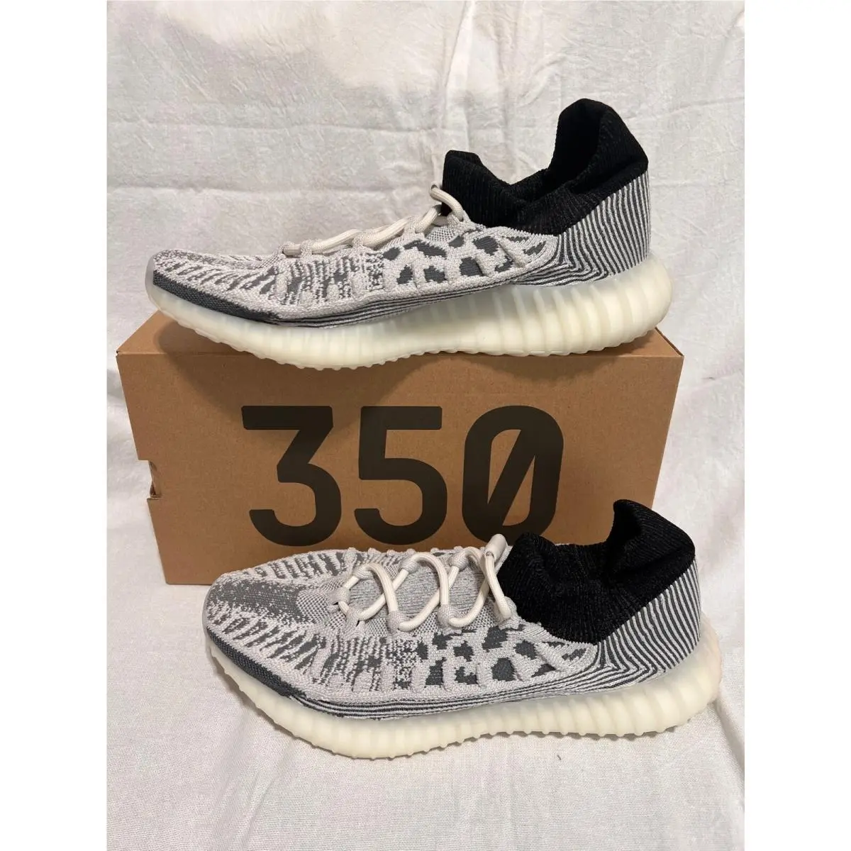 Adidas Yeezy Boost 350 V2 Cmpct Panda-sze 10