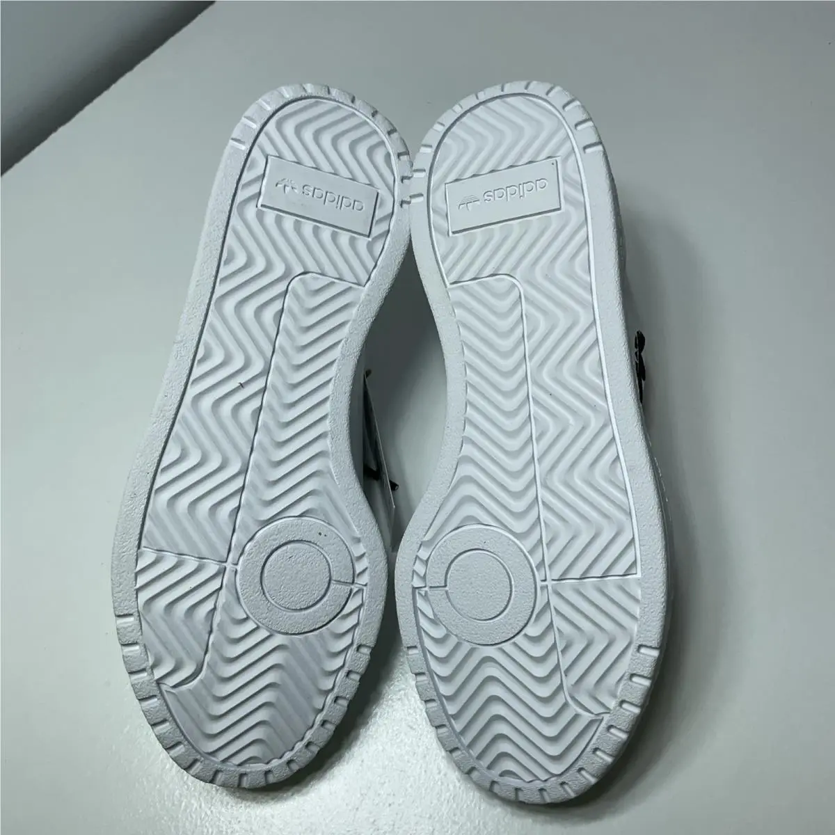 Adidas shoes - White 4