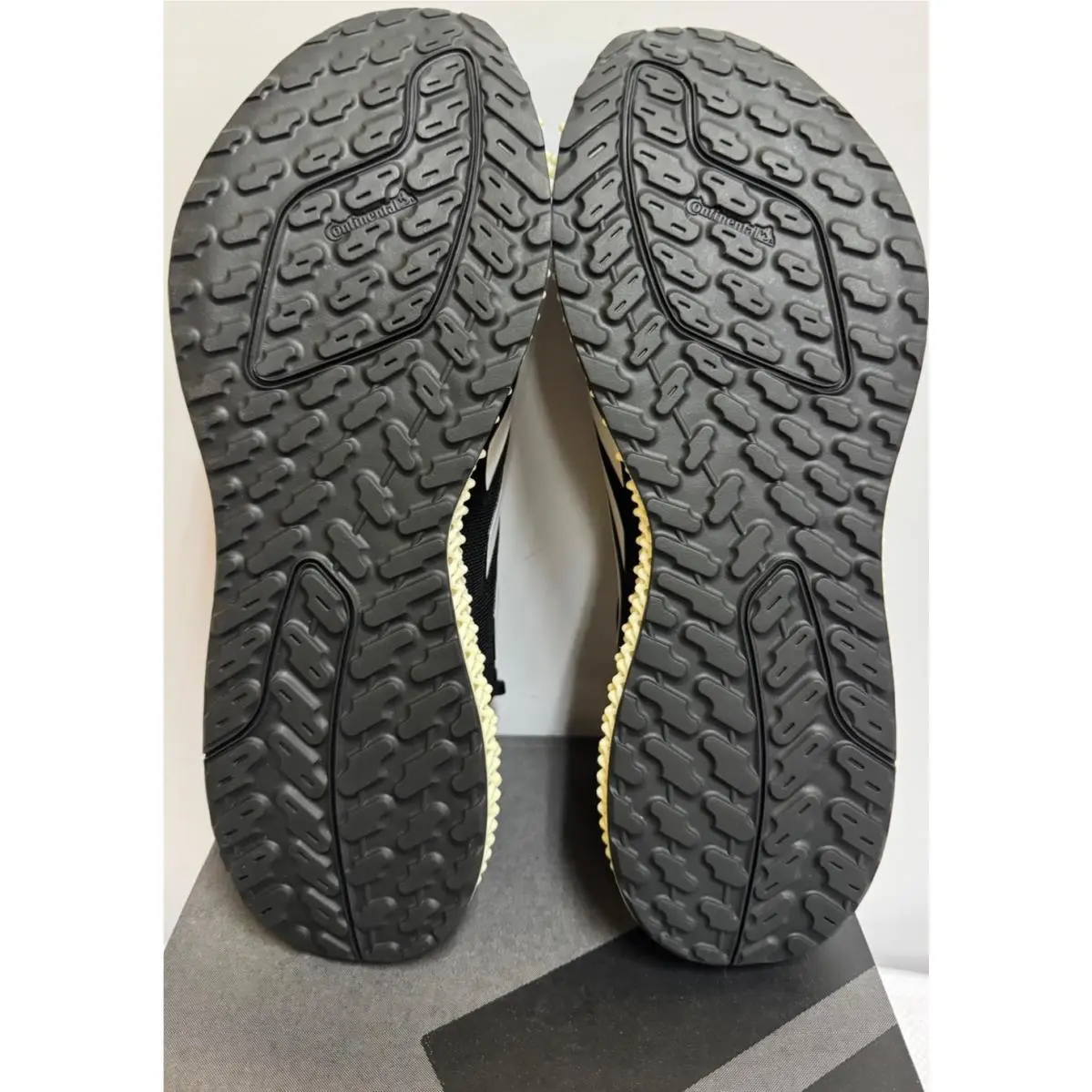 Adidas shoes - adidas 4DFWD - IG8986 - Black, Manufacturer: Core Black/Cloud White/Grey Five 4