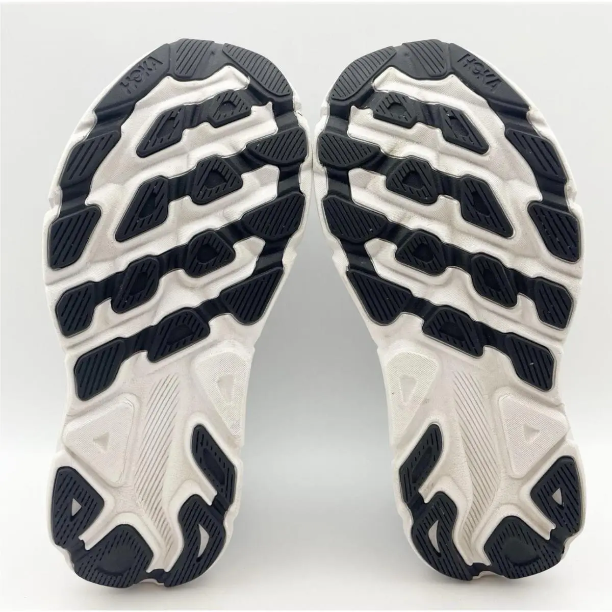 Hoka shoes - Clifton 9 - Clifton - 1131170 BWHT - Black (UPC: 196565185181) 3