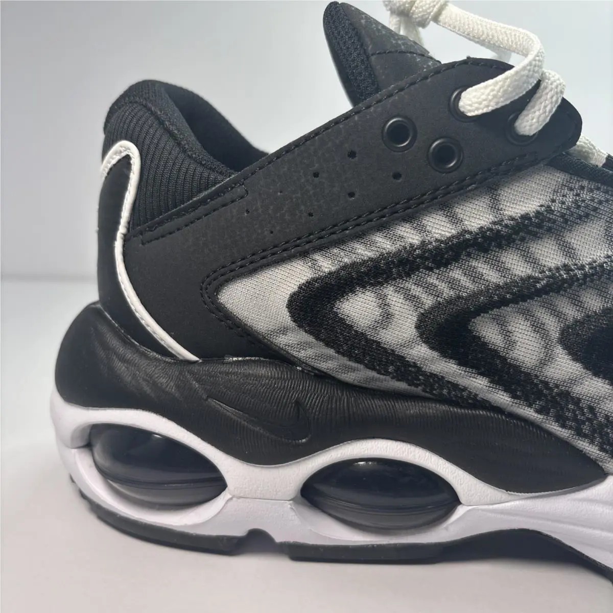 Nike shoes - Nike Air Max TW - Air Max - DQ3984-001 - Black 5