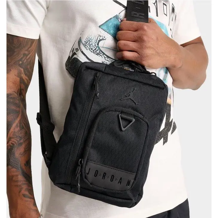 Jordan Nike Air Hesi Crossbody Bag Black One Size MA0839-023