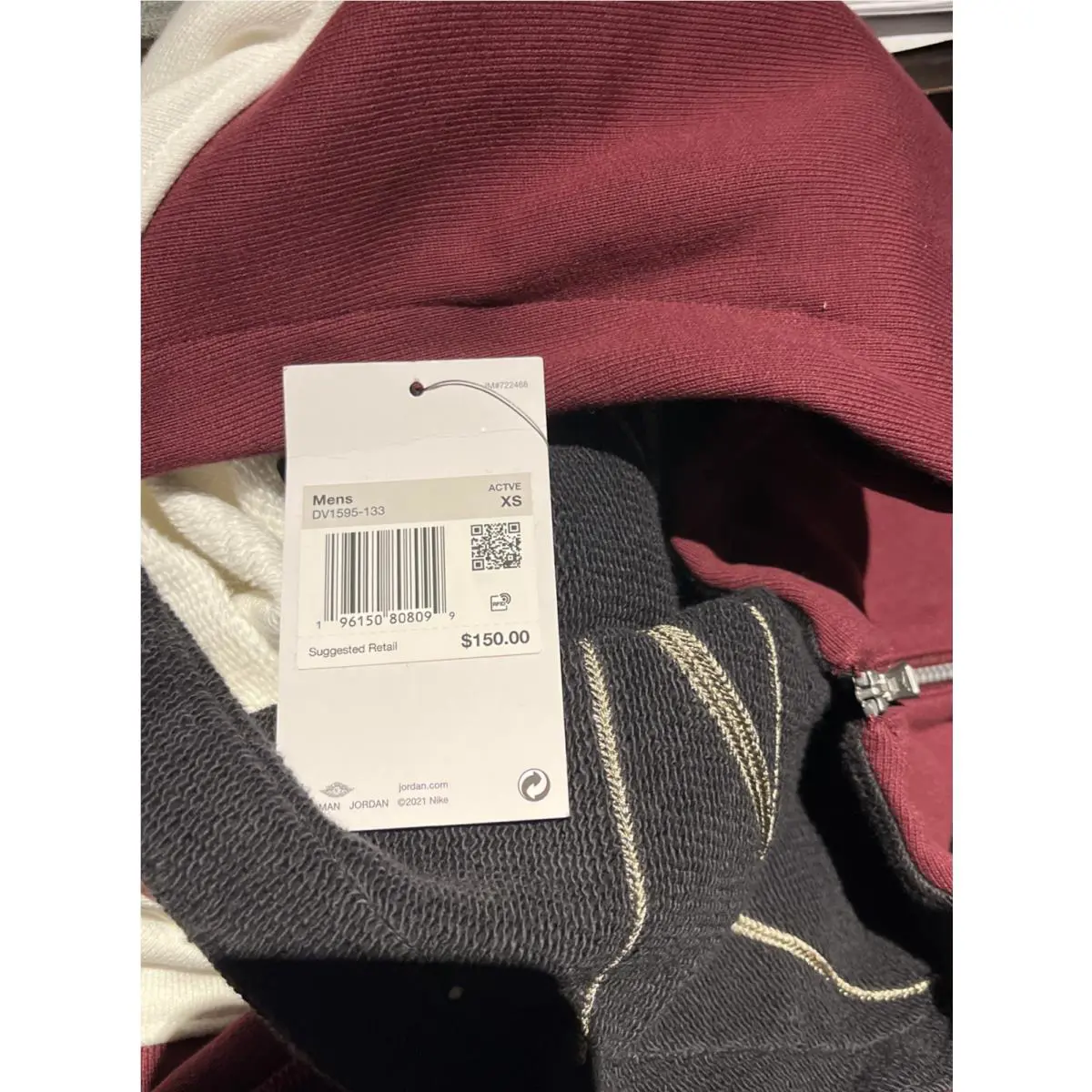 Nike clothing - Multicolor (UPC: 0196150808099) 5