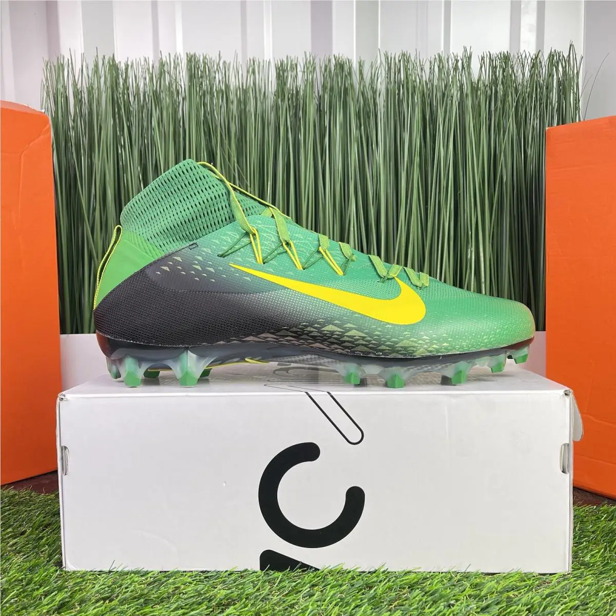 Nike shoes - Nike Vapor Untouchable - Vapor Untouchable - Green 1