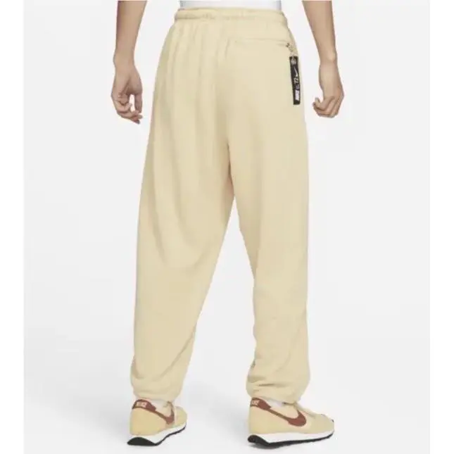 Nike clothing - Team Gold 7