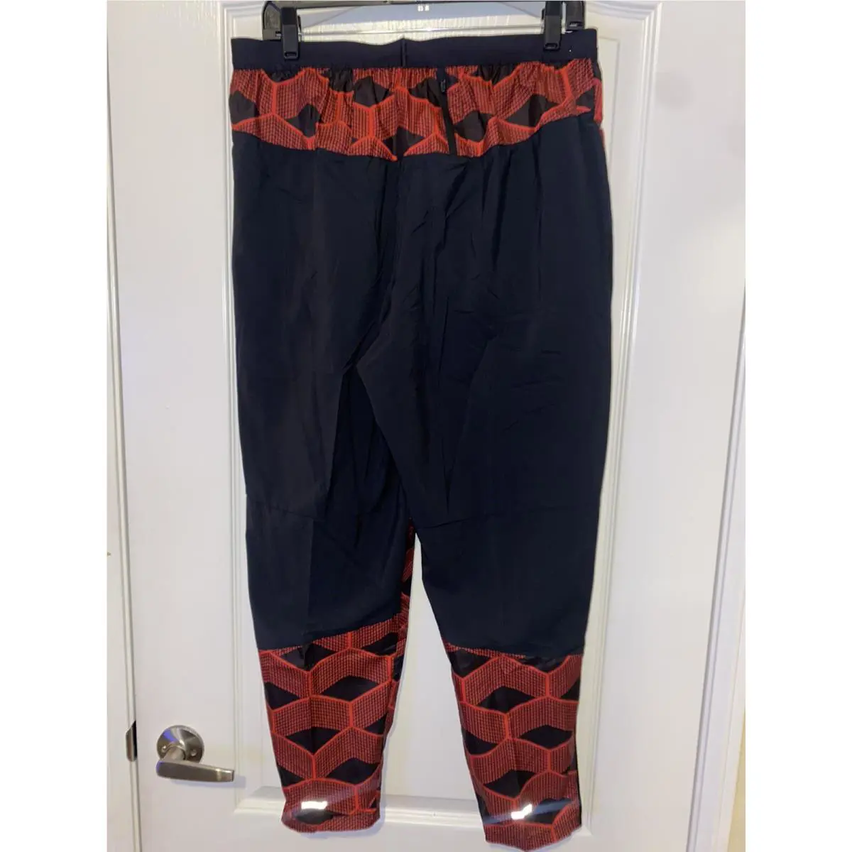 Nike clothing - Nike CV0398 - Black/Red (UPC: 194494044739) 2
