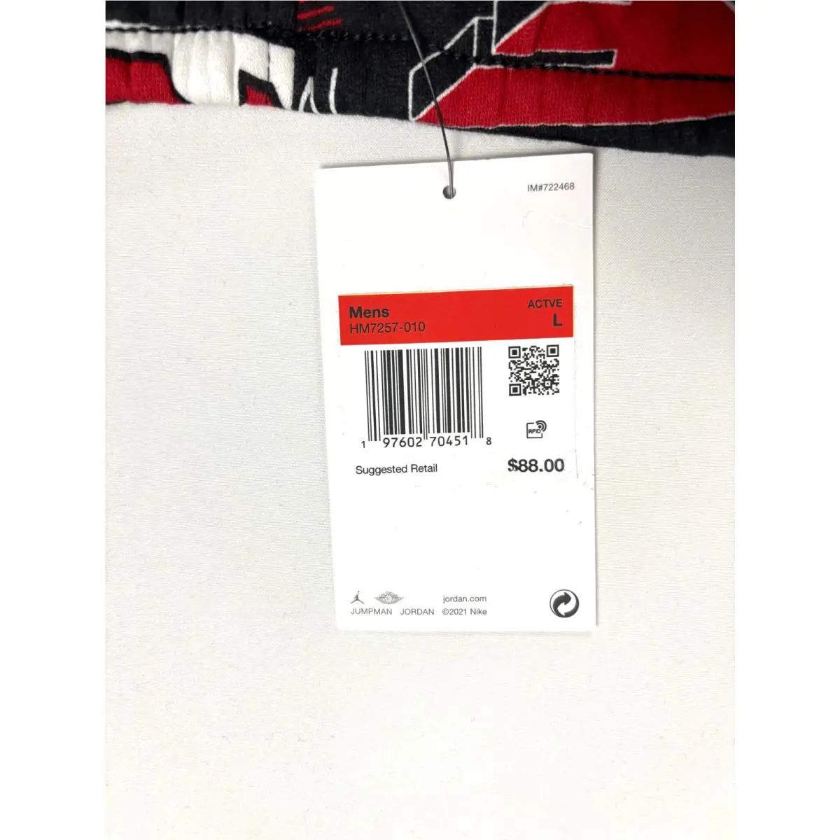 Nike clothing - Black (UPC: 197602704518) 1