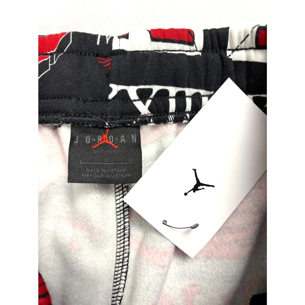 Nike clothing - Black (UPC: 197602704518) 2