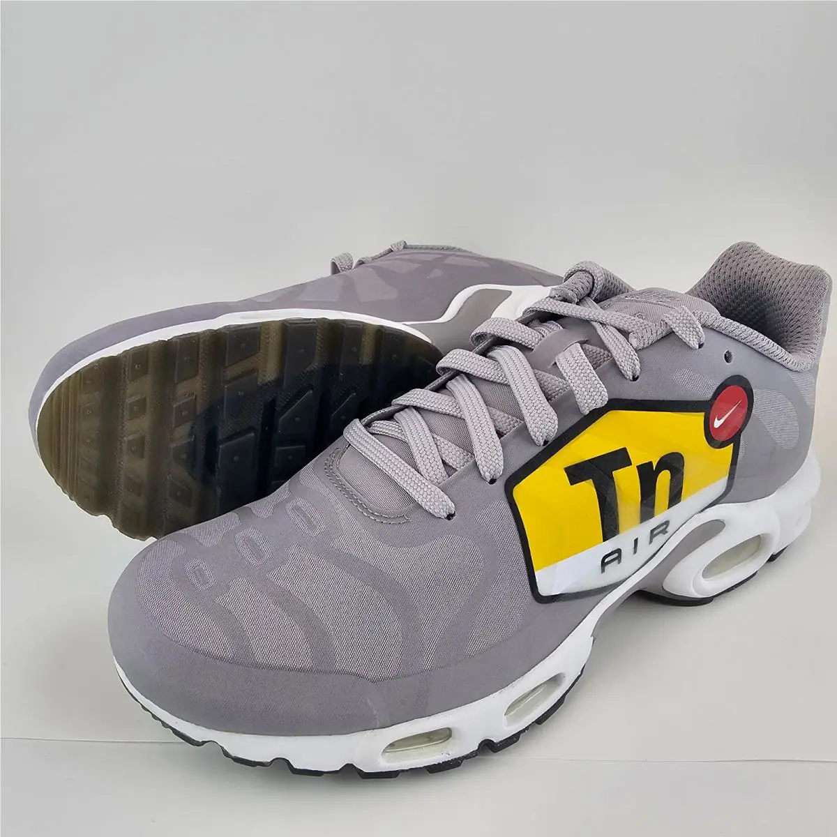 Nike shoes - Nike Air Max Plus - Air Max Plus - AJ7181-001 - Gray (UPC: 887232809713) 0