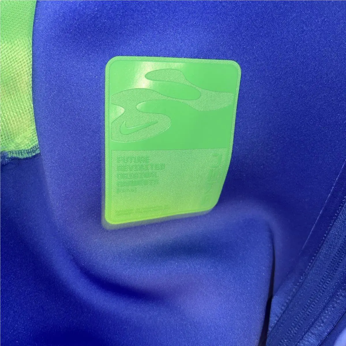 Nike clothing - Hyper Royal/Green Shock/Hyper Pink/Green Shock 18