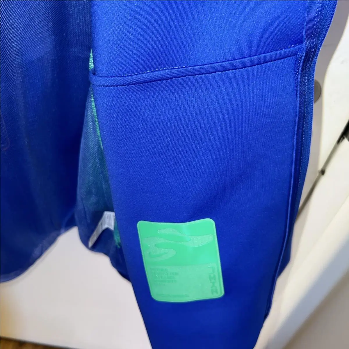 Nike clothing - Hyper Royal/Green Shock/Hyper Pink/Green Shock 22