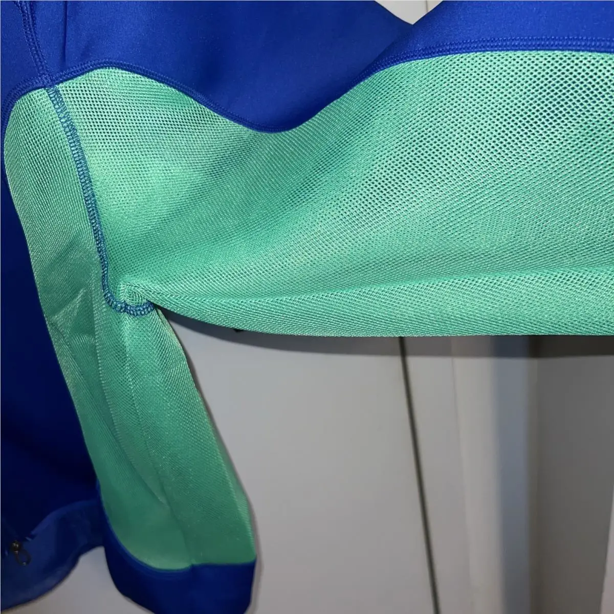 Nike clothing - Hyper Royal/Green Shock/Hyper Pink/Green Shock 7