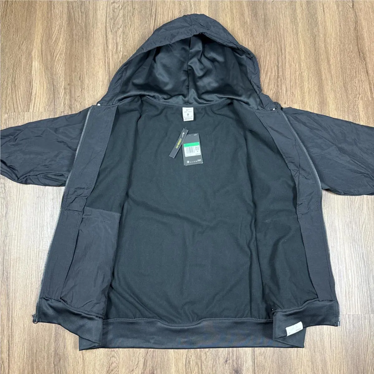 Nike clothing - Nike CK6805-010 - CK6805010 CK6805 - Black (UPC: 0194498025277) 4