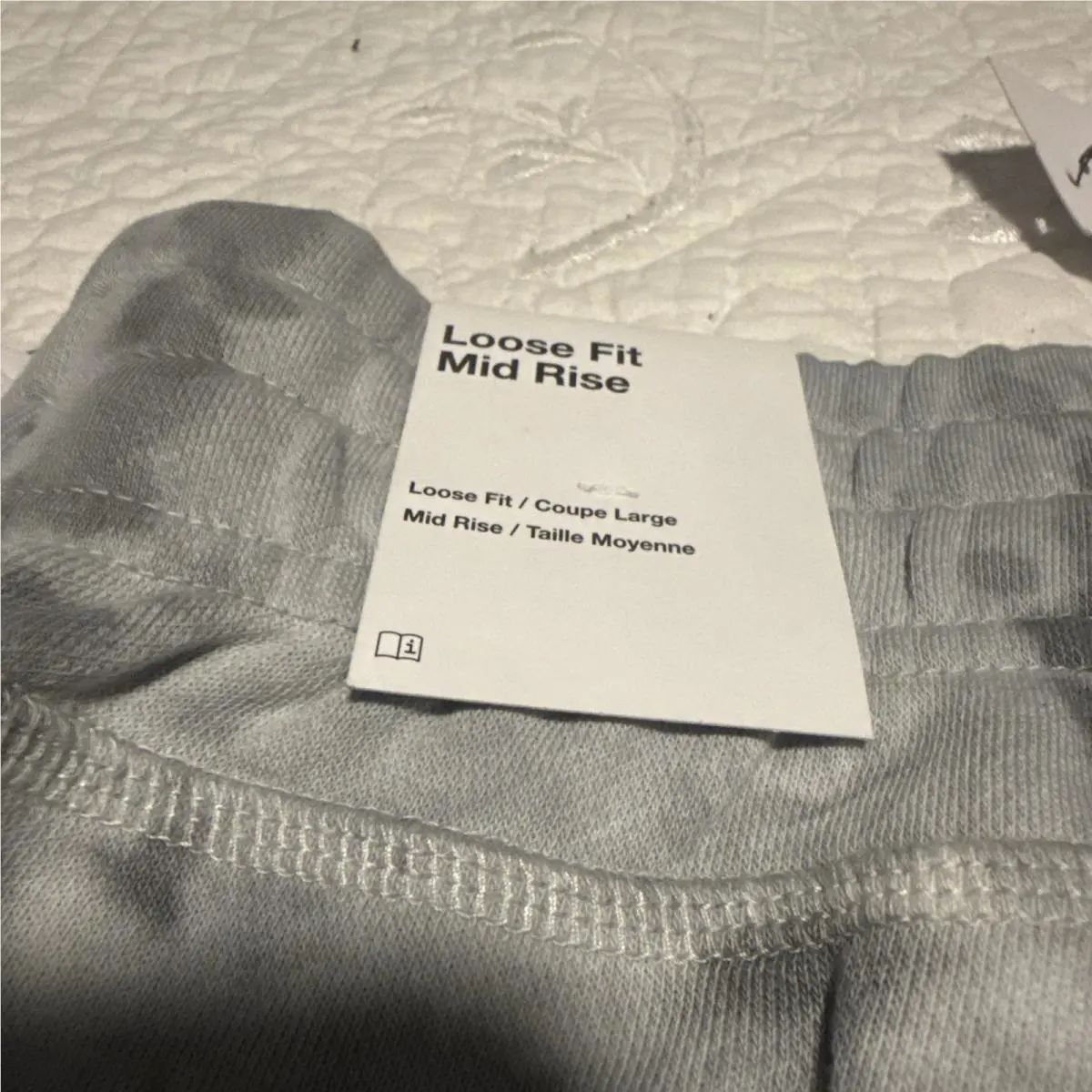Nike clothing - Gray (UPC: 0195244915101) 14