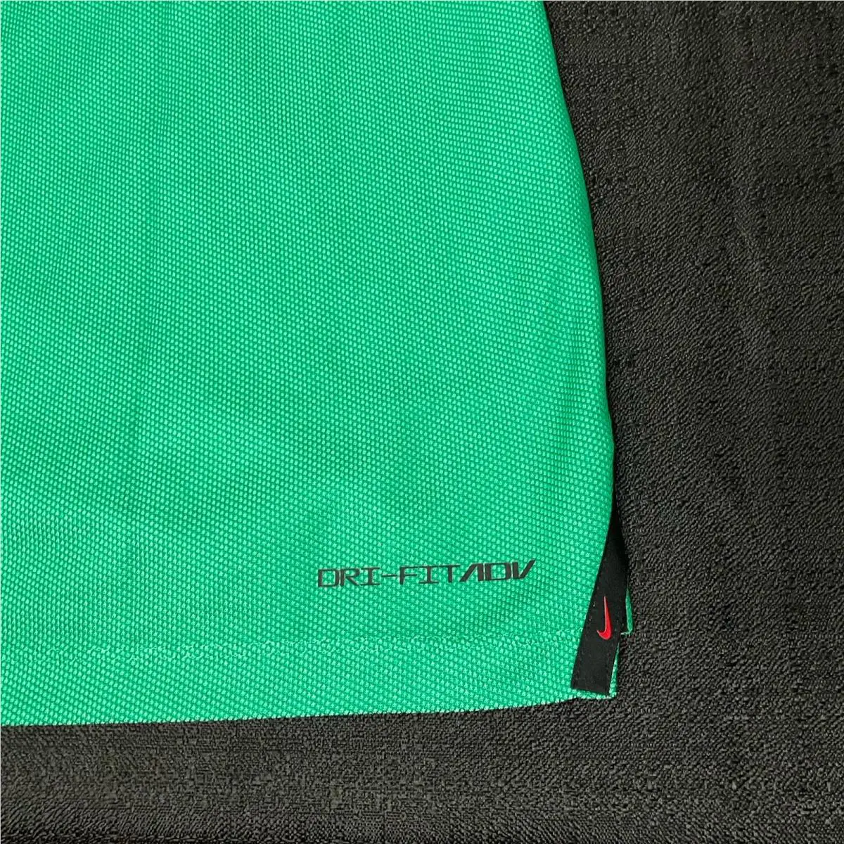 Nike clothing - Tiger Woods Dri Fit ADV Polo - Field Green Black 4