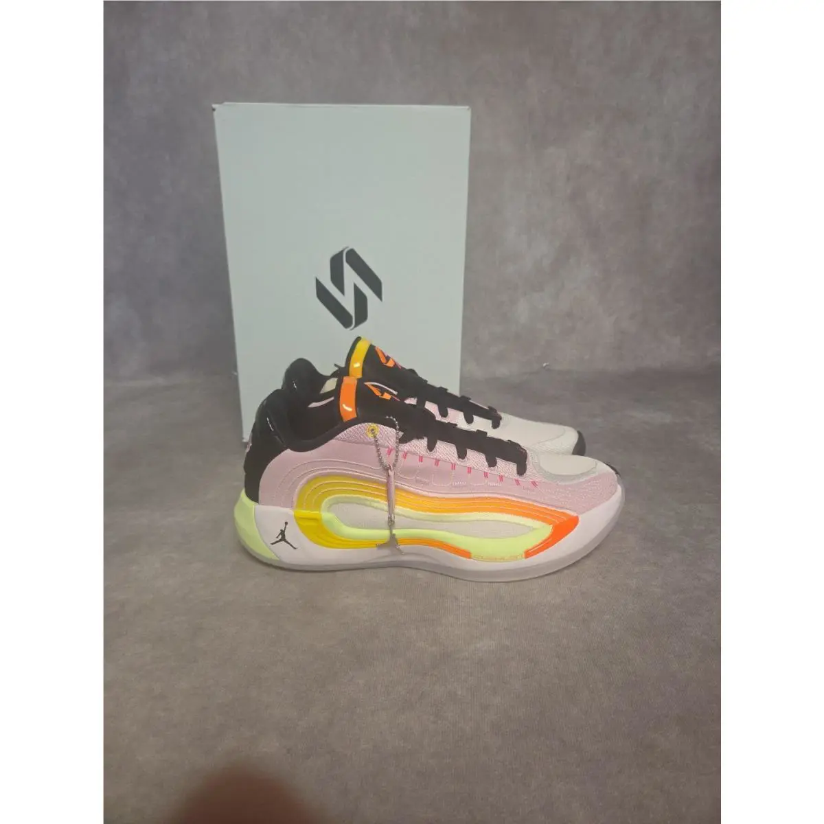 Nike shoes - Jordan Luka 4 - Luka - IB7904-600 - Pink, Manufacturer: Light Arctic Pink/Black/Opti Yellow/Laser Orange 0