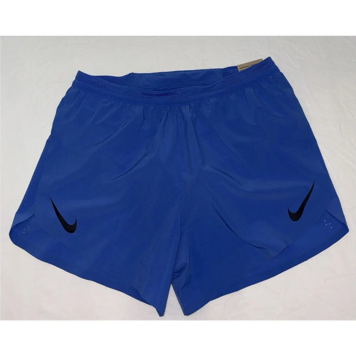 Nike clothing - Nike AeroSwift Men`s Dri-FIT ADV 4