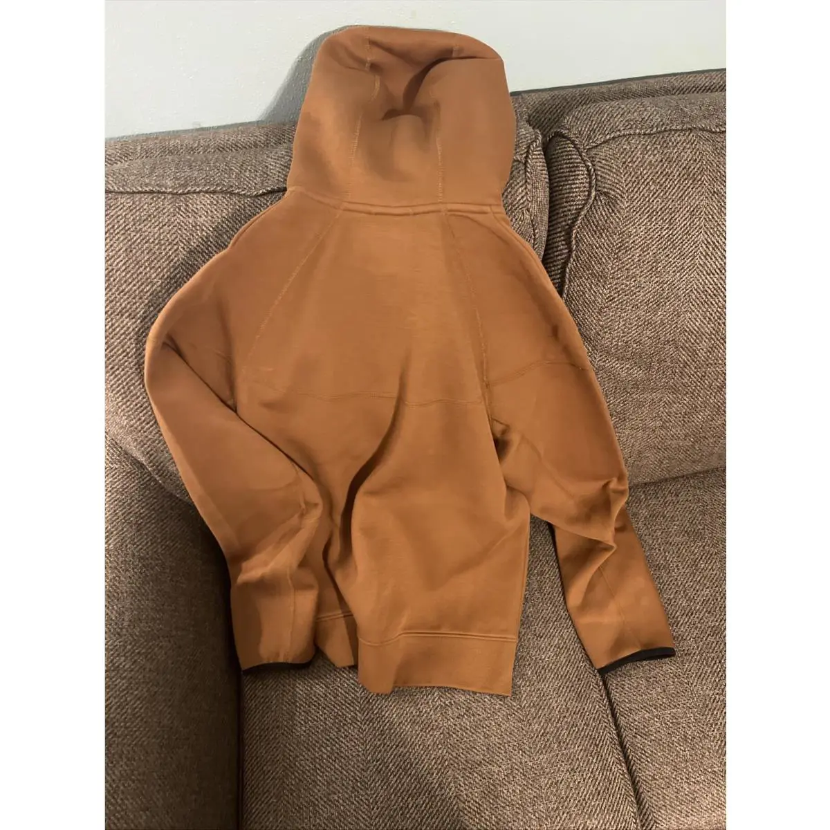 Nike clothing - Brown 2