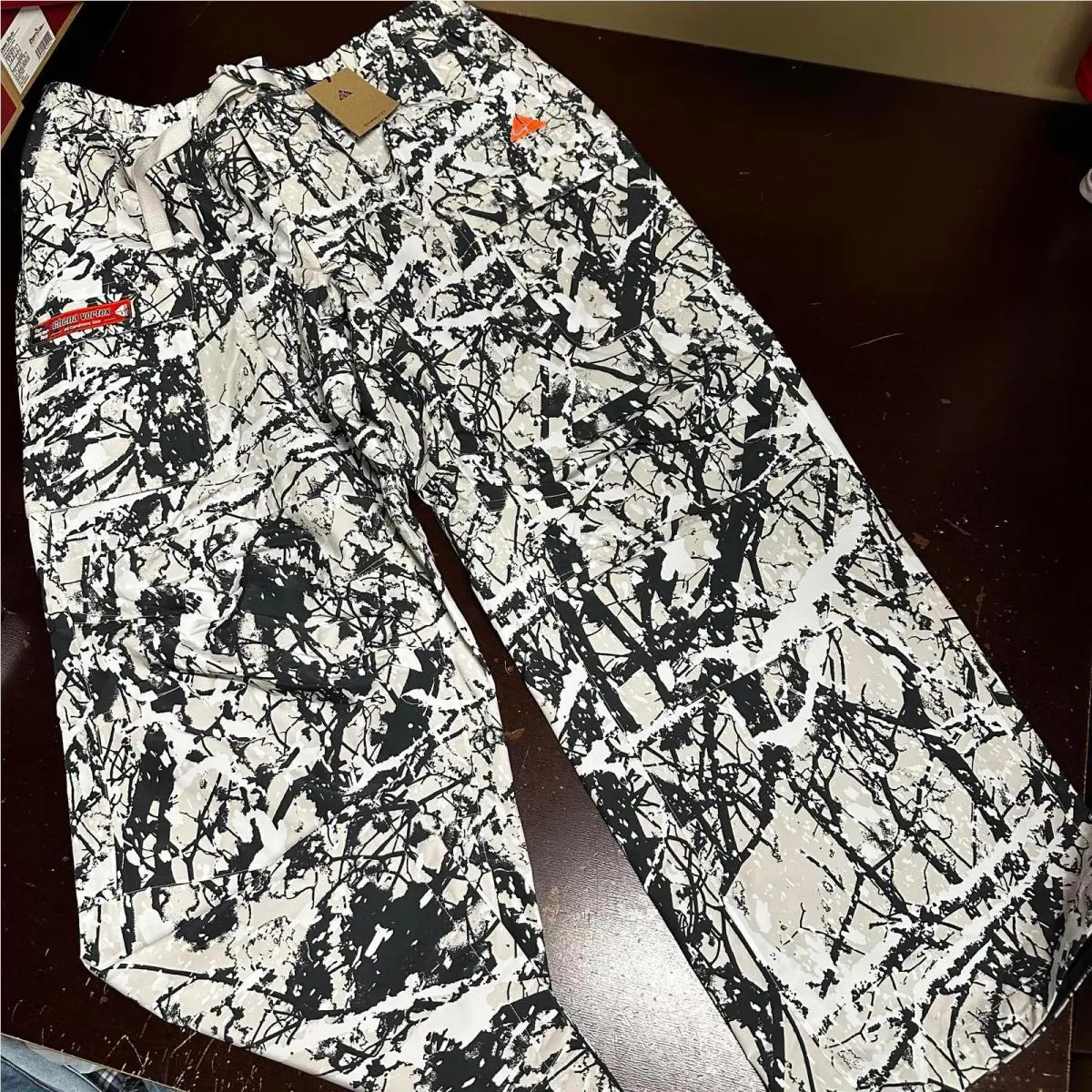 Nike Acg Chena Vortex Storm Fit Pants Light Orewood Large FV8840 104