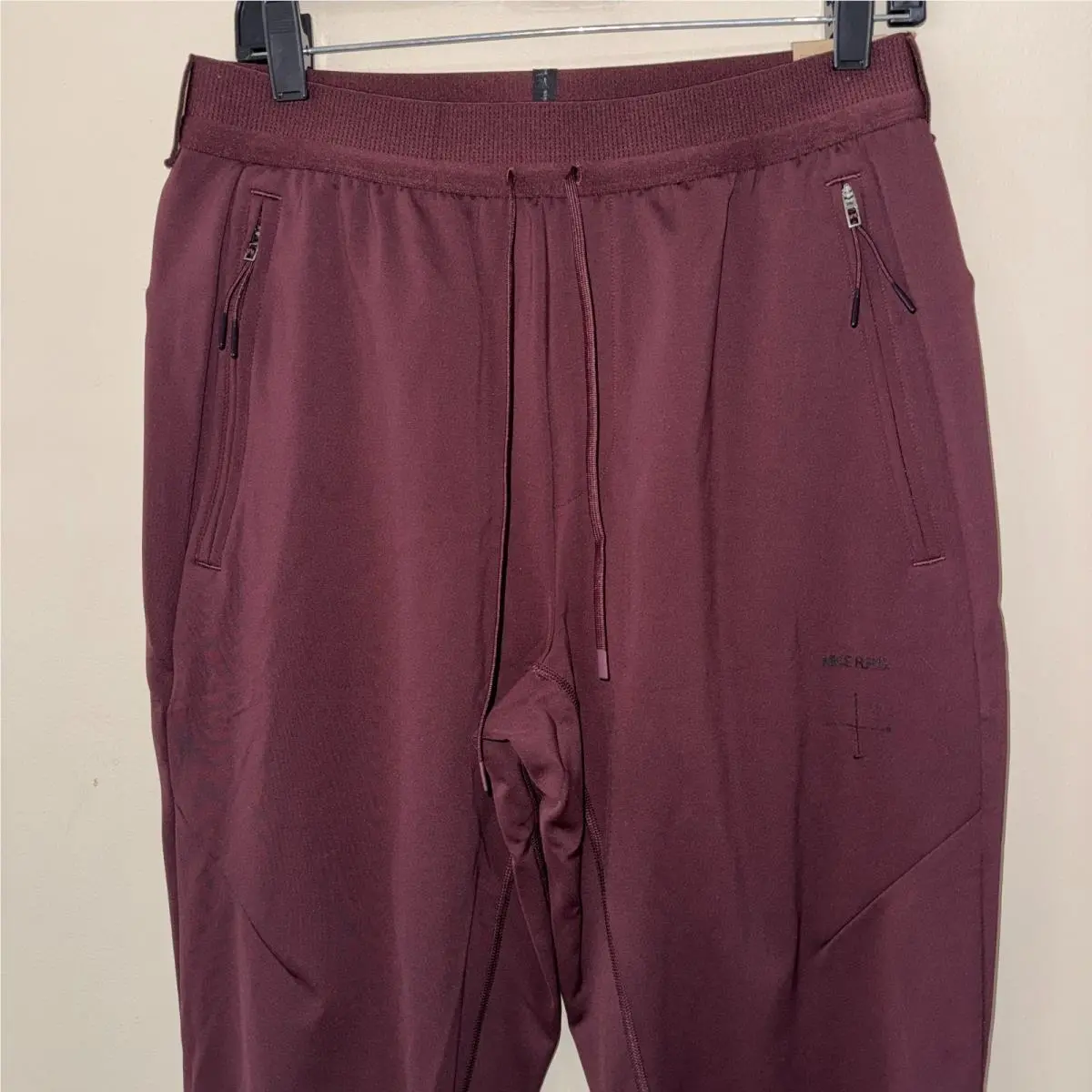 Nike clothing - FN3020-652 - FN3020-652 - Red (UPC: 0197601054485) 1