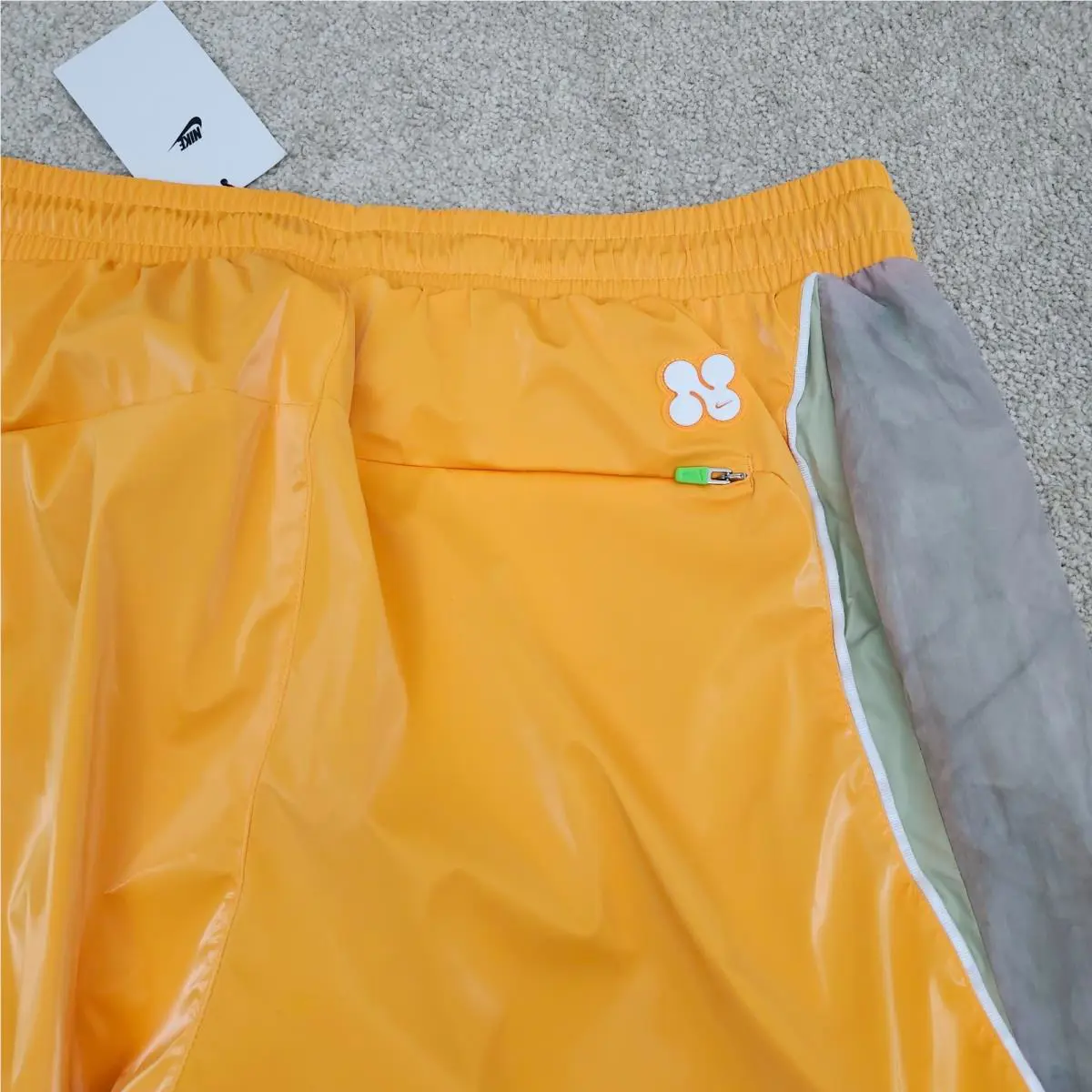 Nike clothing - Yellow 6