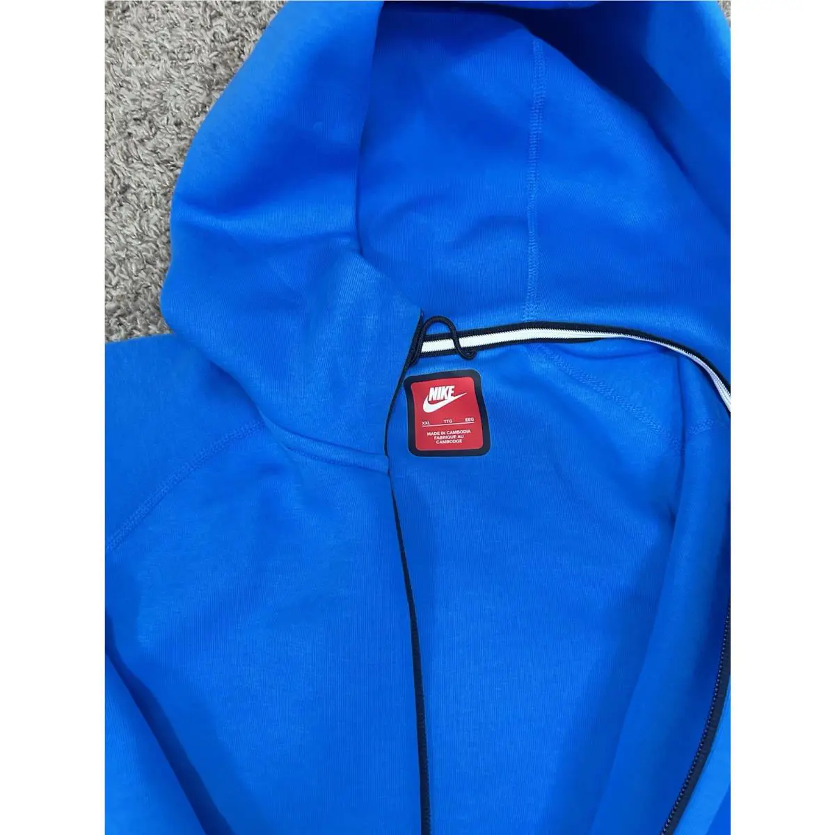 Nike clothing - Blue (UPC: 0196974892762) 2