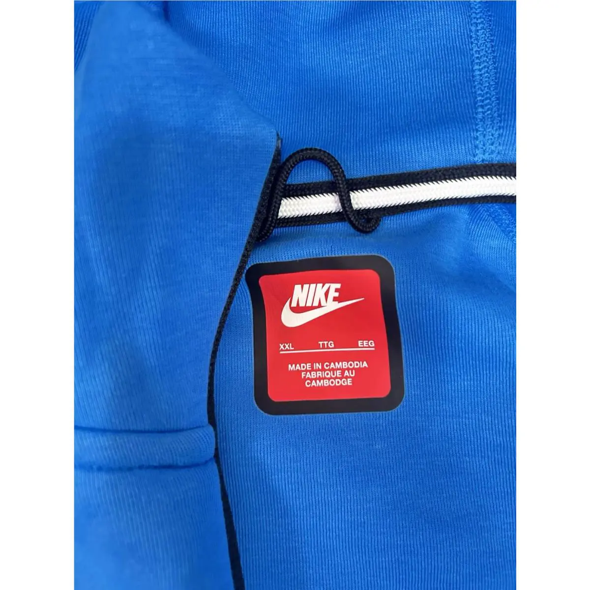 Nike clothing - Blue (UPC: 0196974892762) 3