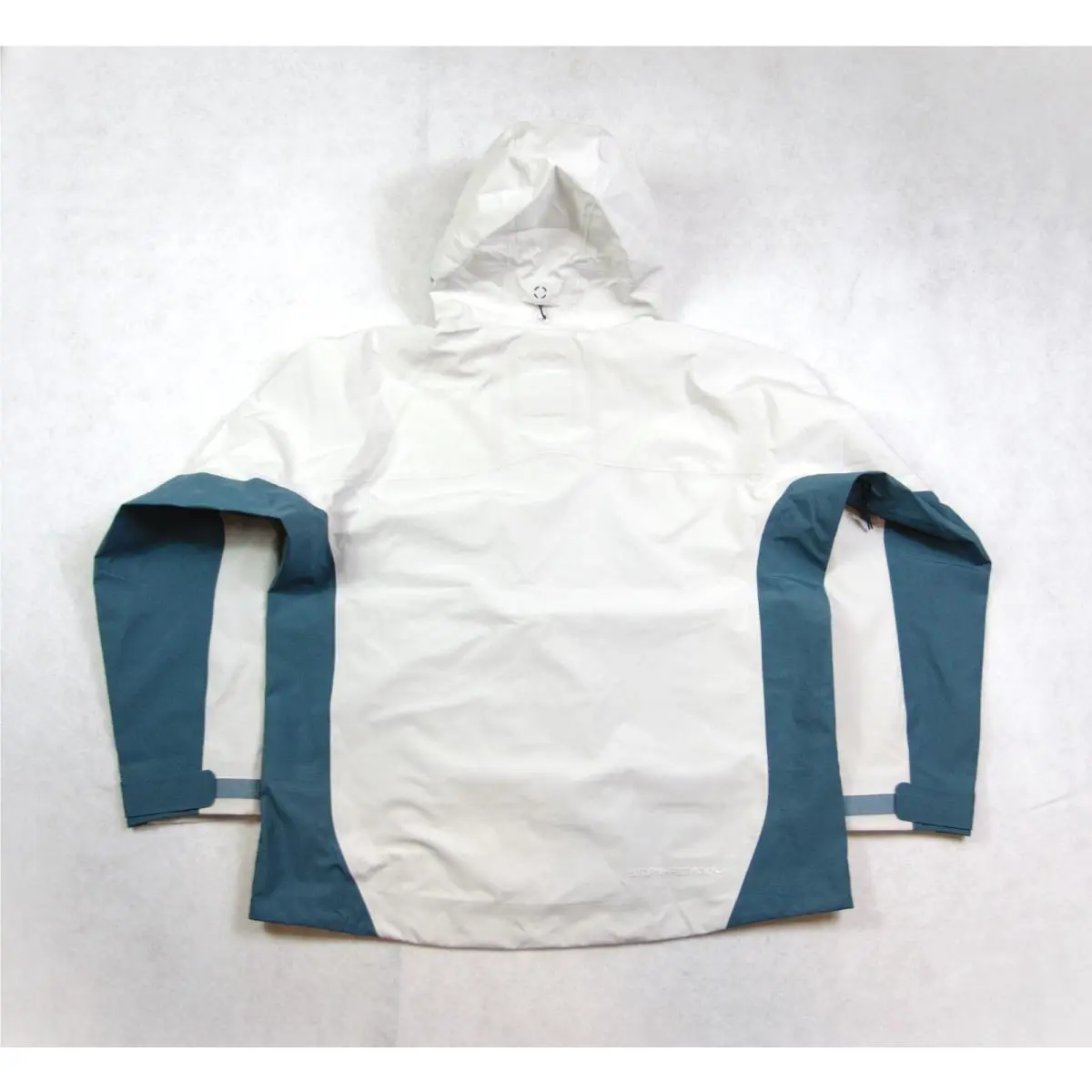 Nike clothing - Nike ACG Storm-Fit ADV GORE TEX Jacket - FV8641 030 - Arctic White & Bicoastal (UPC: 197863476872) 2