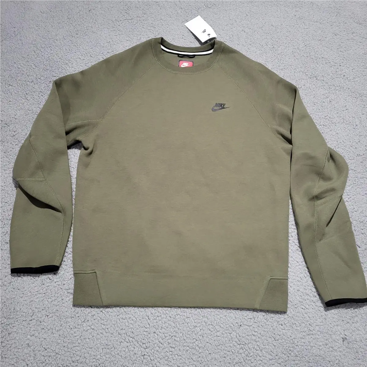Nike Sportswear Men`s Tech Fleece Crew Neck Pullover Olive Grn Medium FB7916-222
