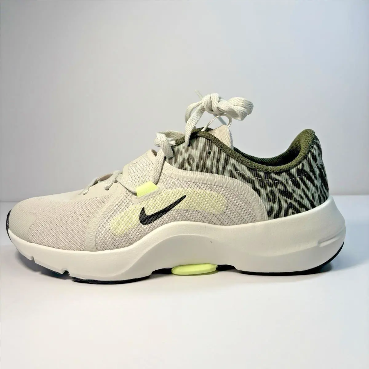 Nike shoes - Nike In-Season TR - FN4924-001 - Light Bone/ Black-barley Volt 3