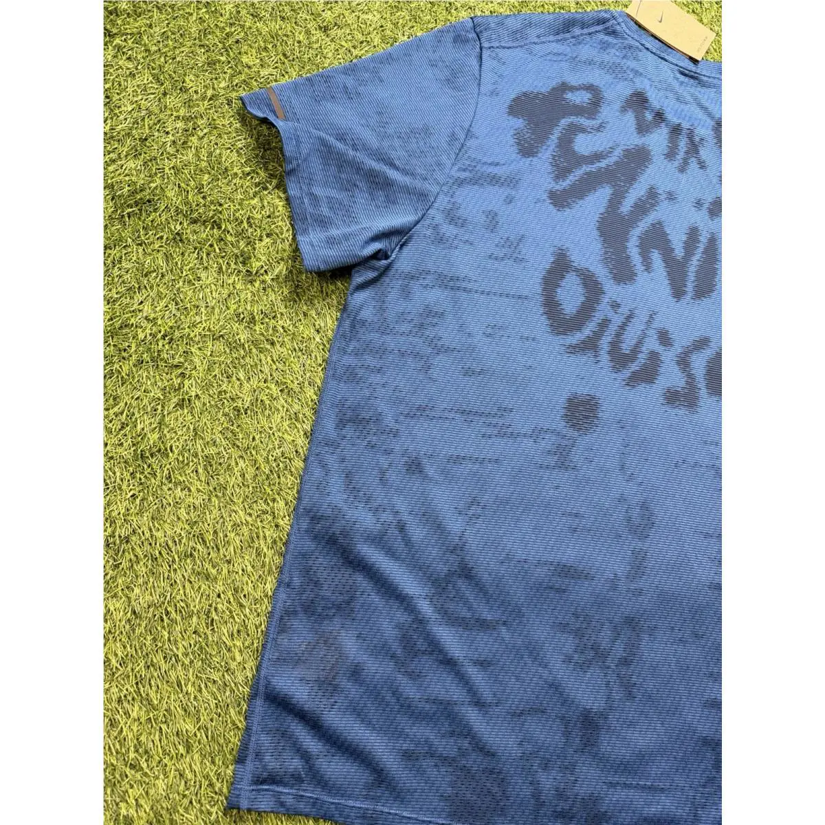 Nike clothing - Nike Running Division Dri-Fit ADV Top - FN3383-476 - Blue 9
