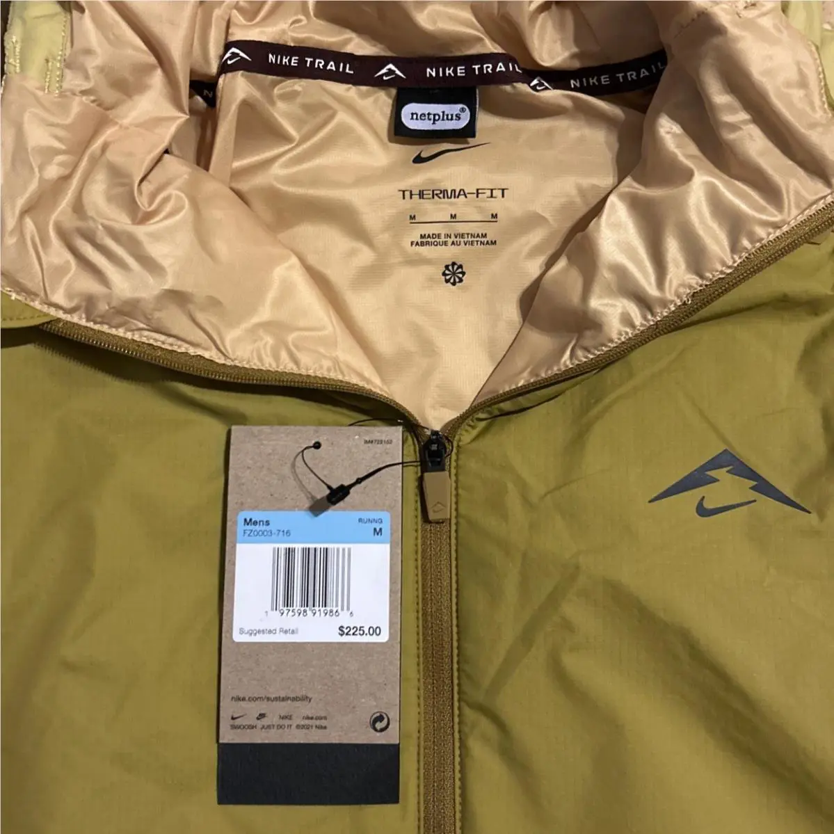 Nike clothing - Nike Primaloft Trail - Primaloft Trail - FZ0003716 - Multicolor (UPC: 0197598919866) 1