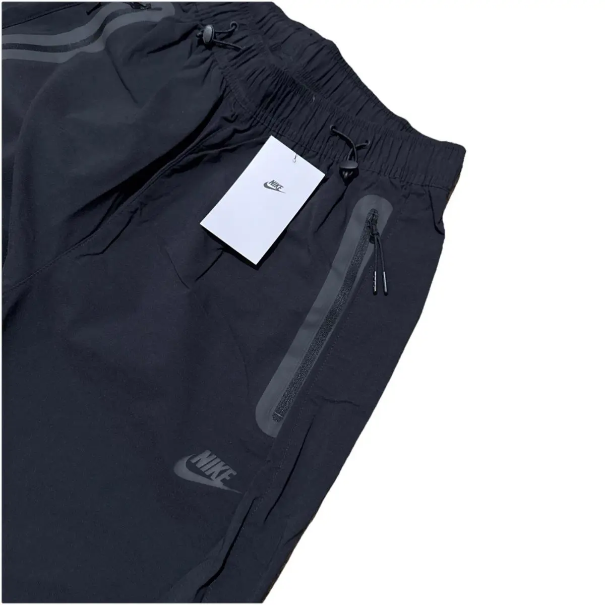 Nike clothing - Black (UPC: 0197599181958) 1