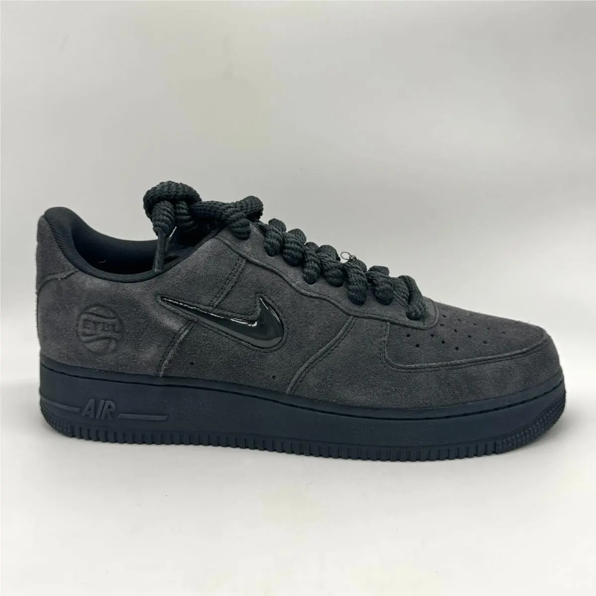 Nike Mens Eybl Air Force 1 Low Black Sz 10.5 Sneaker IF5622-001 Off Noir