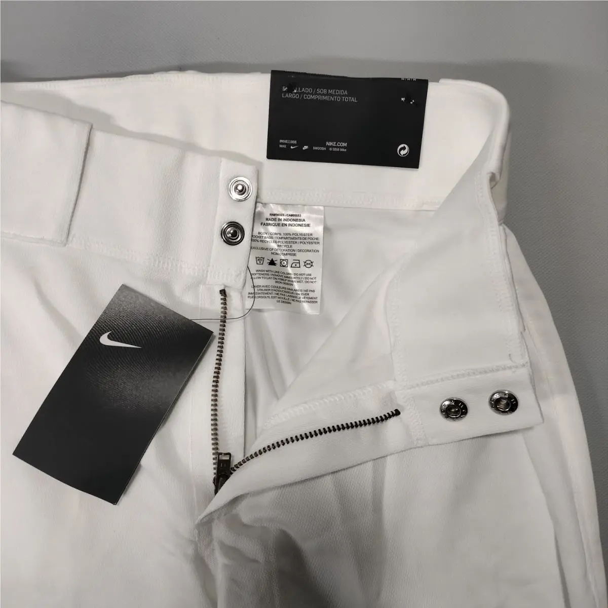 Nike clothing - White 6