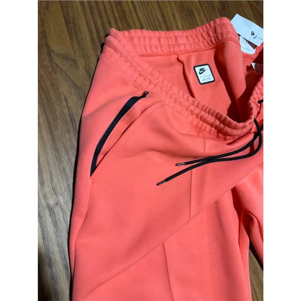 Nike clothing - FB8330-814 - FB8330-814 - Magic Ember/Black 3