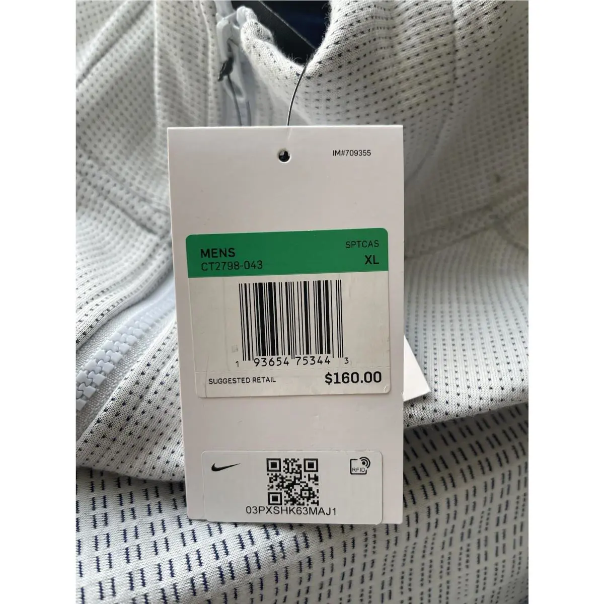 Nike clothing - Multicolor (UPC: 0193654753443) 8
