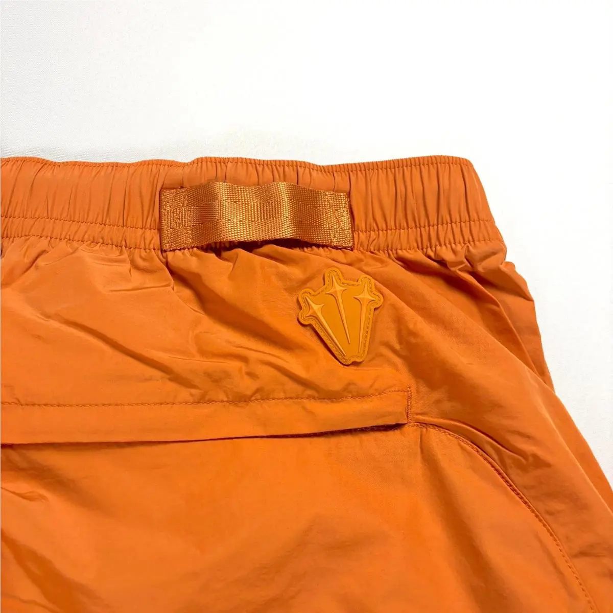 Nike clothing - Orange (UPC: 197594399891) 8