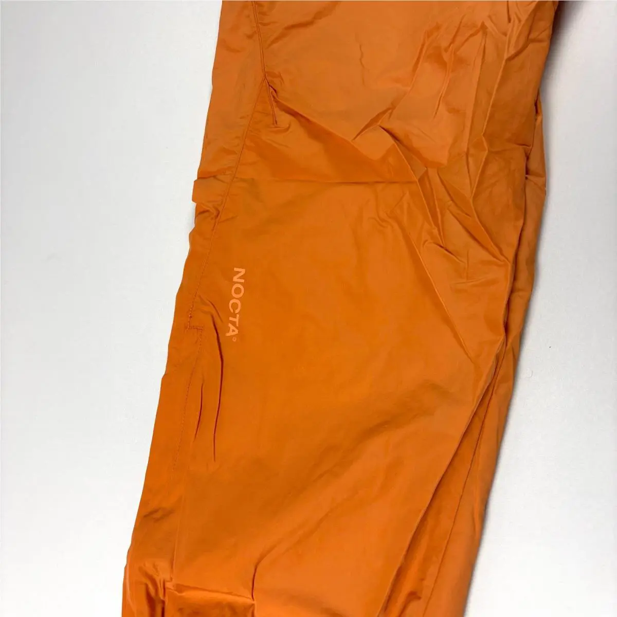 Nike clothing - Orange (UPC: 197594399891) 0