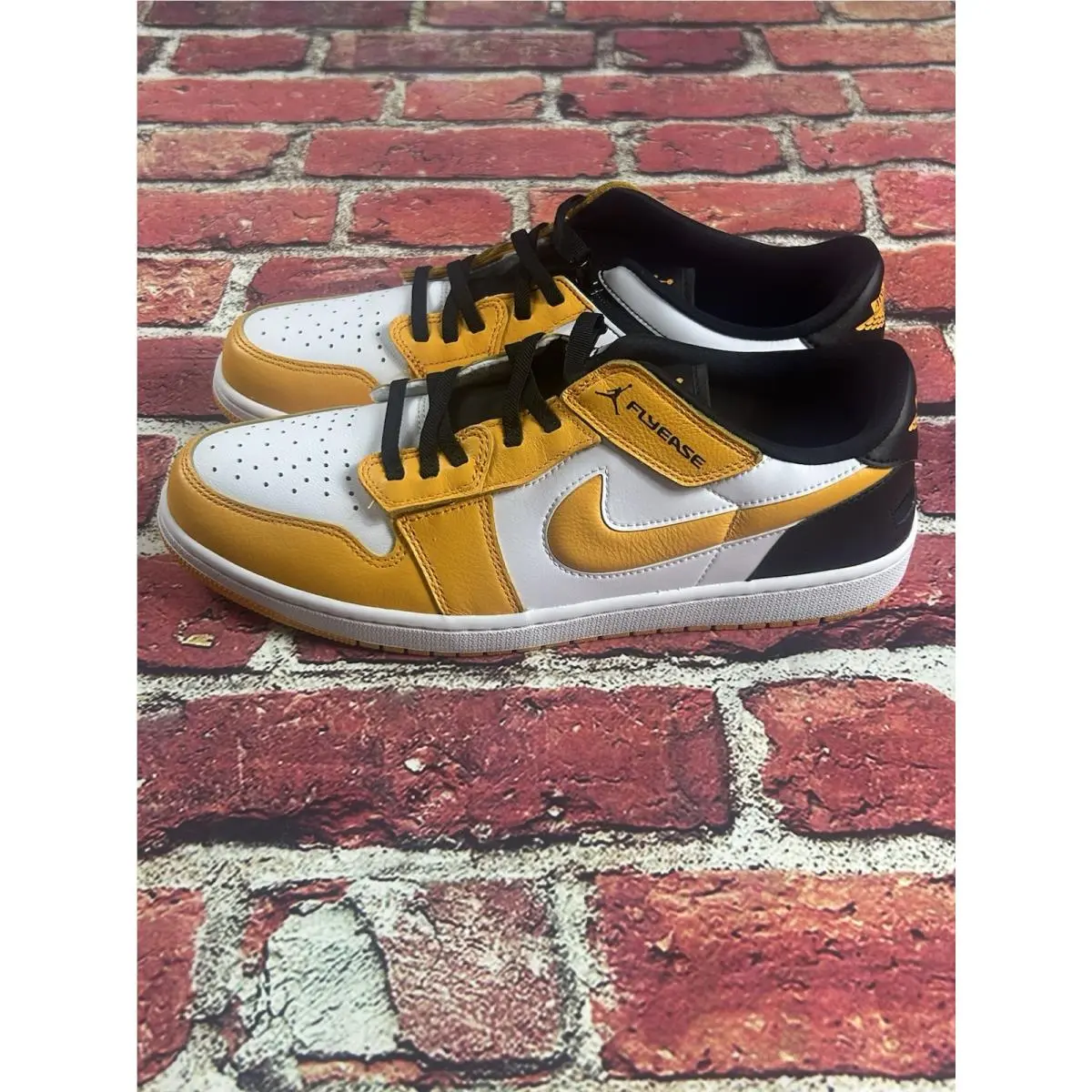Nike shoes - Air Jordan 1 - Air - DM1206-107 - Yellow 1