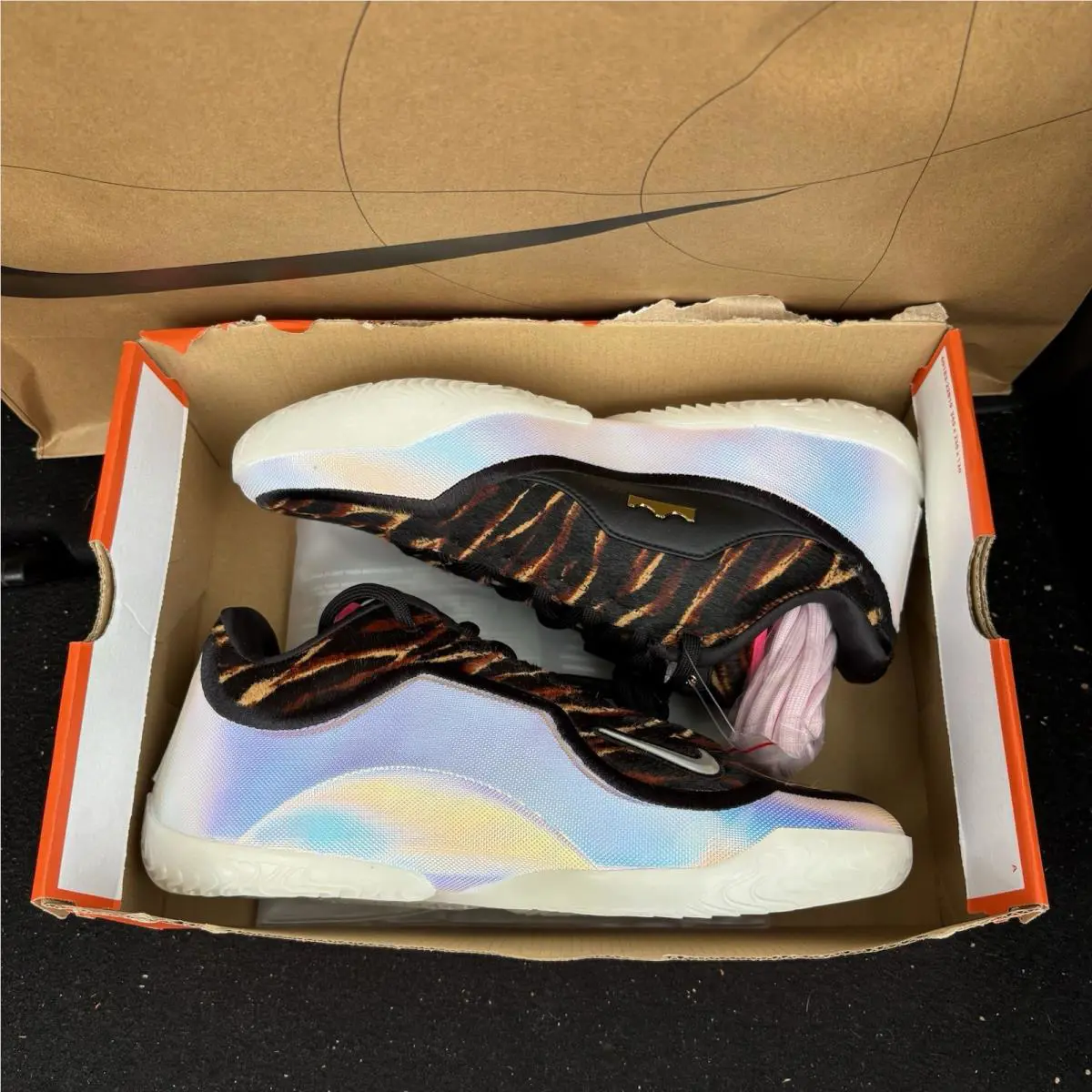 Nike shoes - Nike Lebron XXIII - Lebron XXIII - IO1115-100 - Multicolor 6