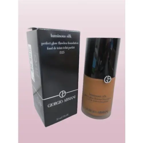 Giorgio Armani Luminous Silk Perfect Glow Flawless Foundation 13.25 1 OZ Boxed