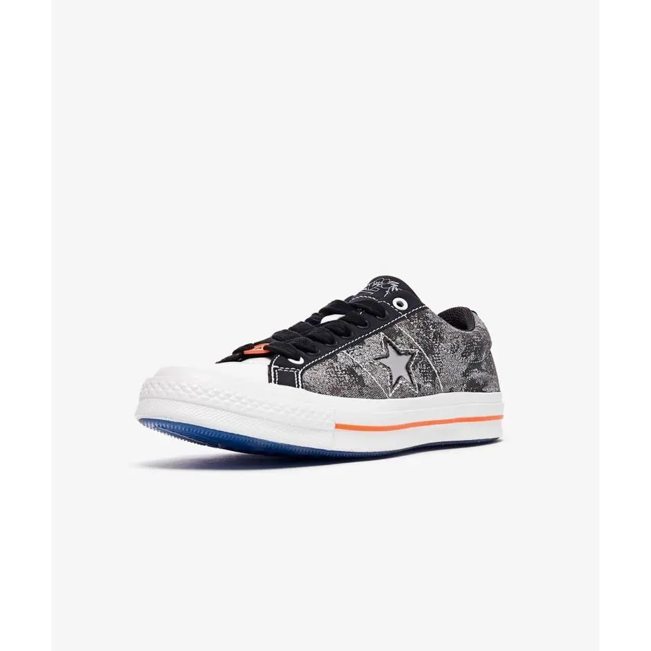Converse shoes - Black 3