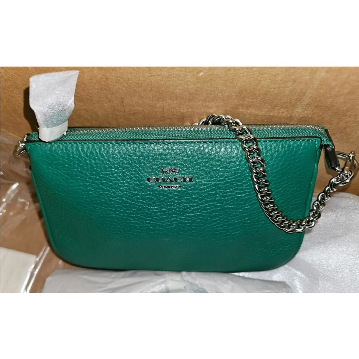 Coach Nolita 19 Green Pebble Leather Wristlet Clutch Pochette Pouch C8303
