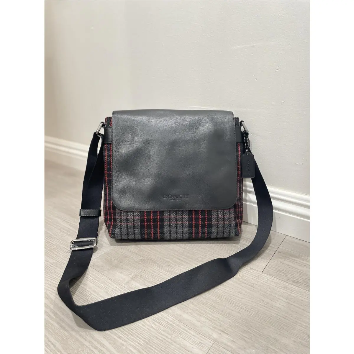 Coach Wool Plaid Leather Flap Crossbody Messenger Bag Black Red Adjustable Strap Men