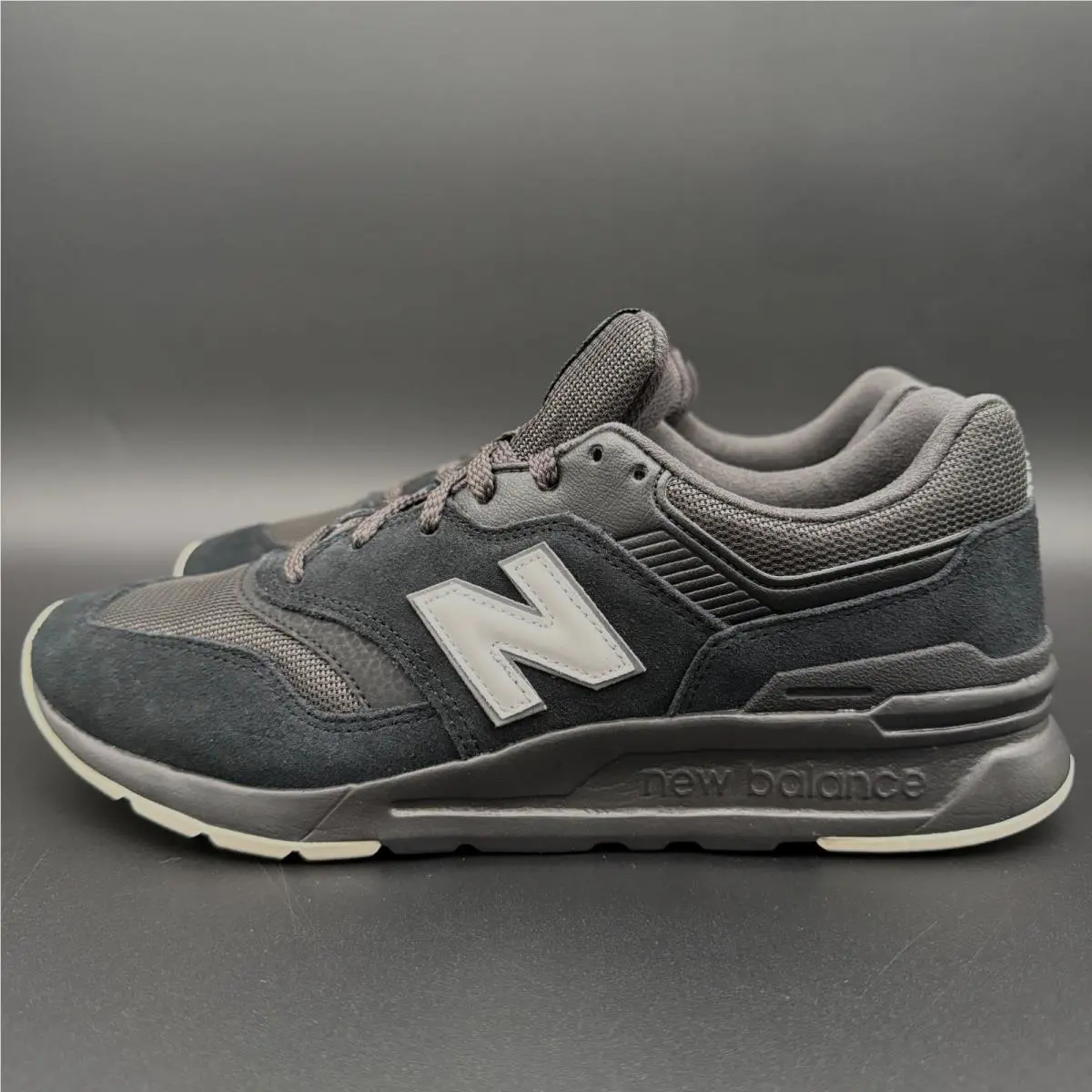New Balance shoes - New Balance 997H - Black 3