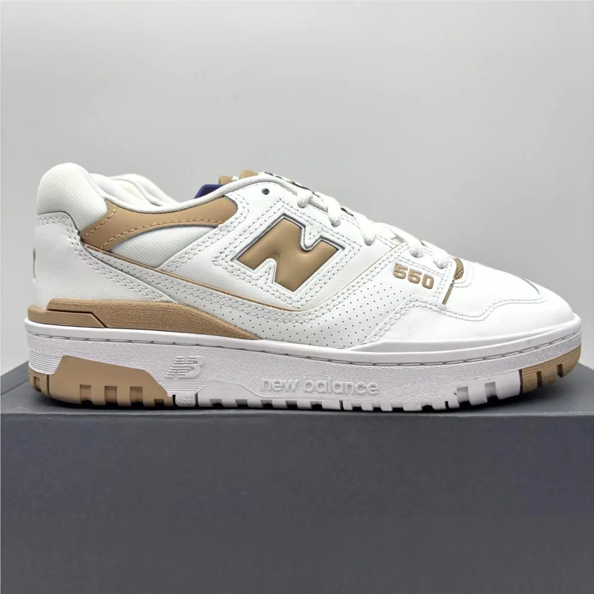 New Balance 550 White Incense Leather Athletic Shoes Size 8.5 Women`s BBW550BT
