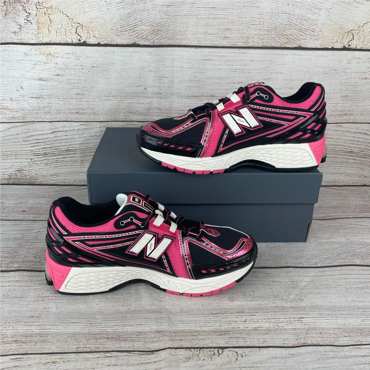 New Balance shoes - New Balance 1906R - Pink (UPC: 198689363056) 0