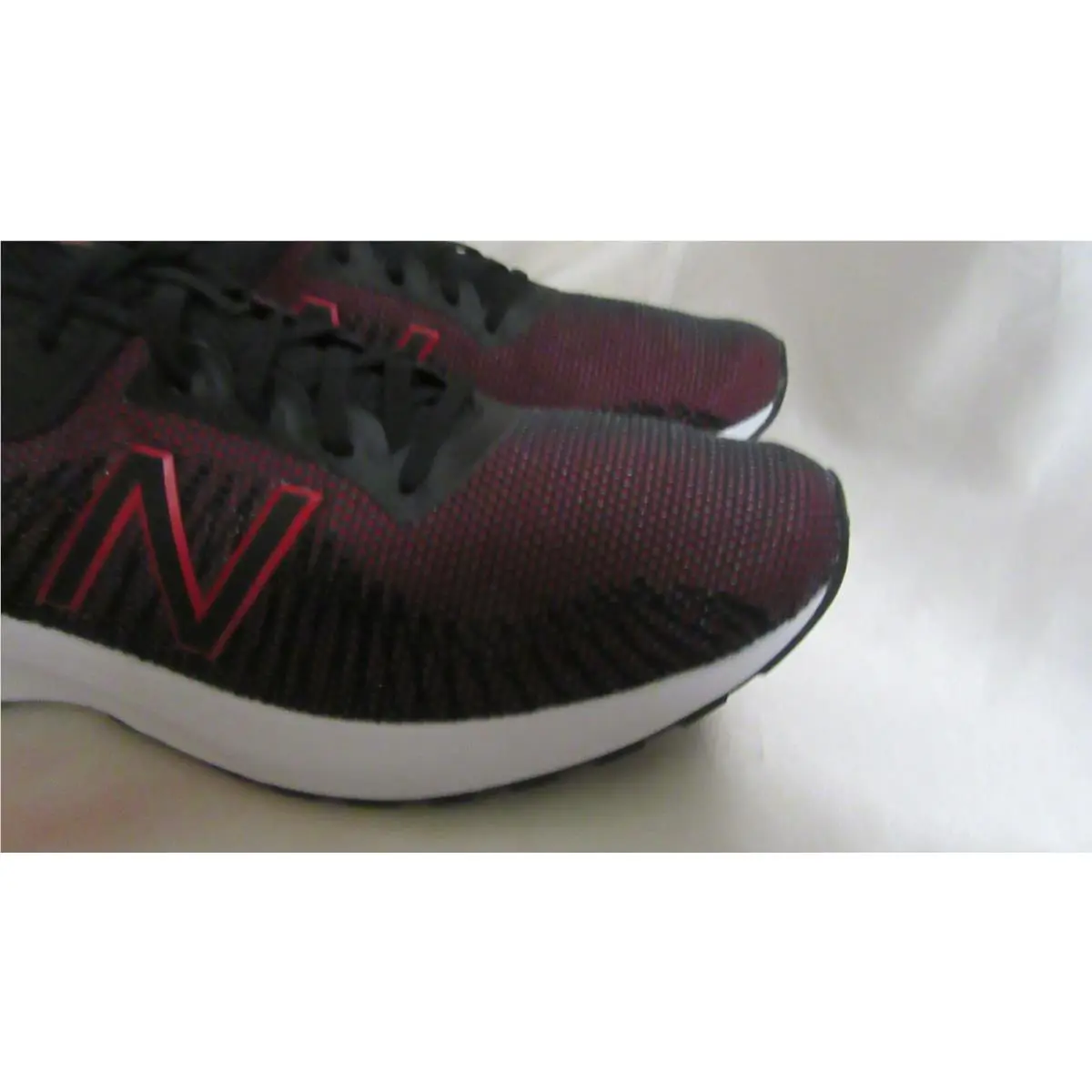 New Balance shoes - NEW BALANCE MVTRLR1 - MVTRLR1 - Black/ RED (UPC: 193362286769) 7