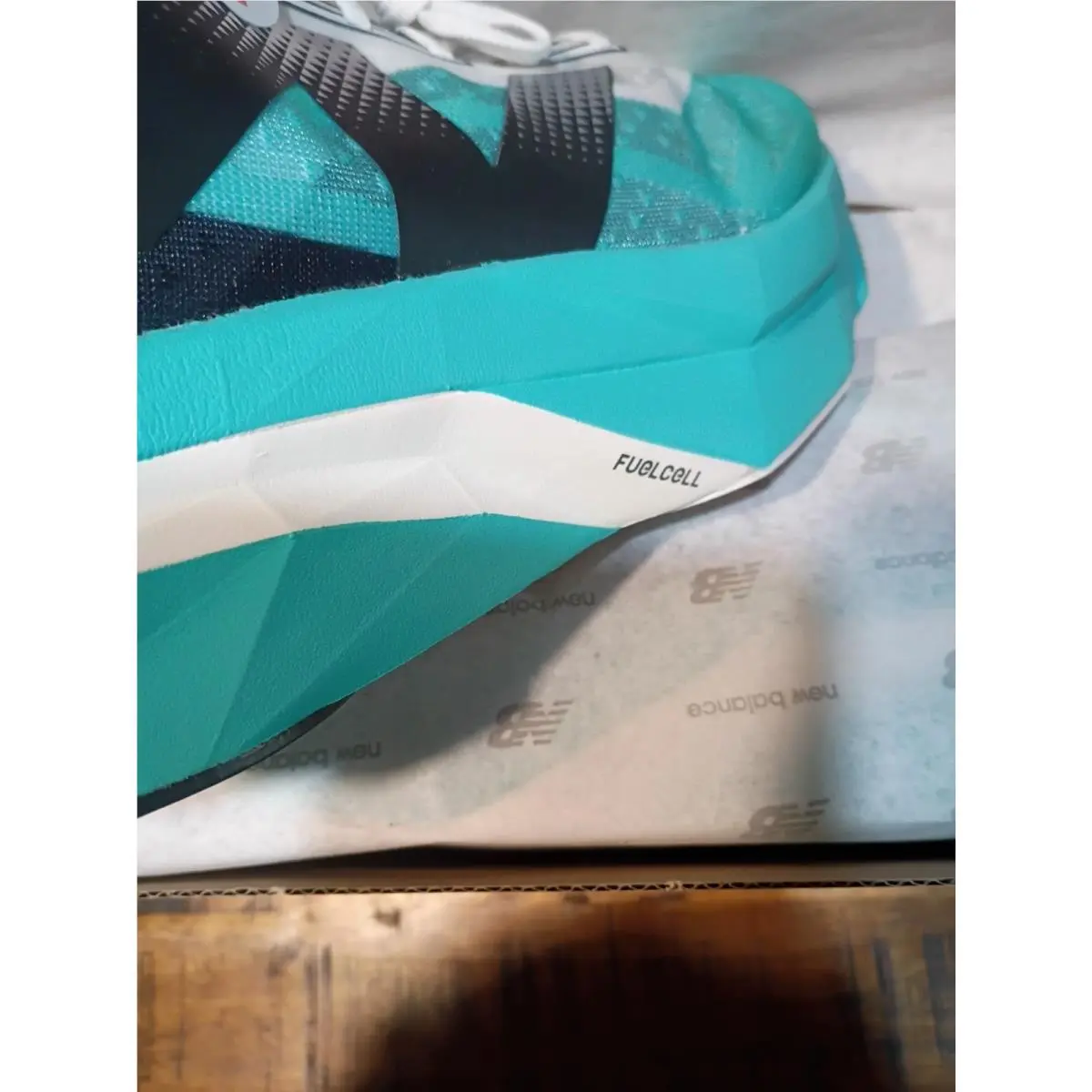 New Balance shoes - New Balance FuelCell SuperComp Elite v4 - MRCELCP4 - cyber jade 4